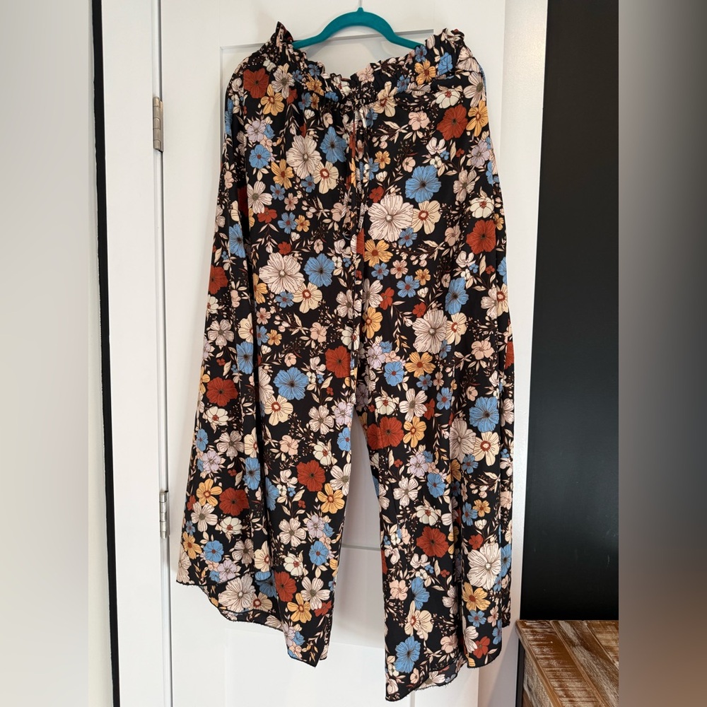 Floral Wide-Leg Pants